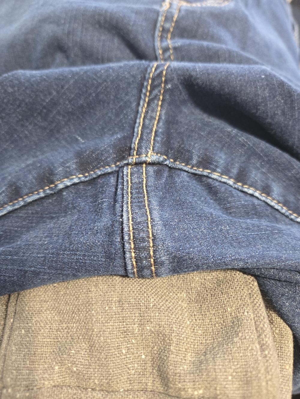 EVRI 24W/S Mid‑Rise Bootcut Jeans – Dark Wash Stretch Denim - Picture 7 of 7